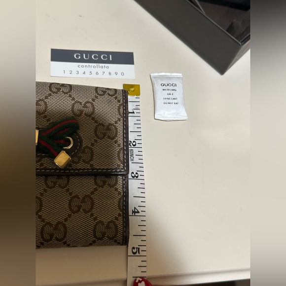 Gucci Princy Bifold Wallet w/original box - Picture 7 of 9
